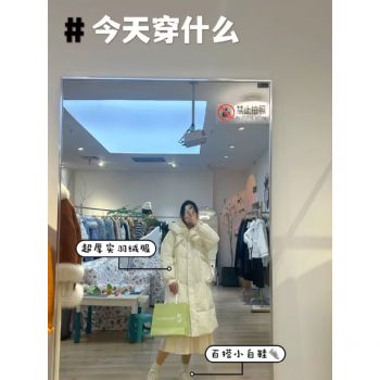 ROEWEQUEEN設(shè)計師款羽絨服